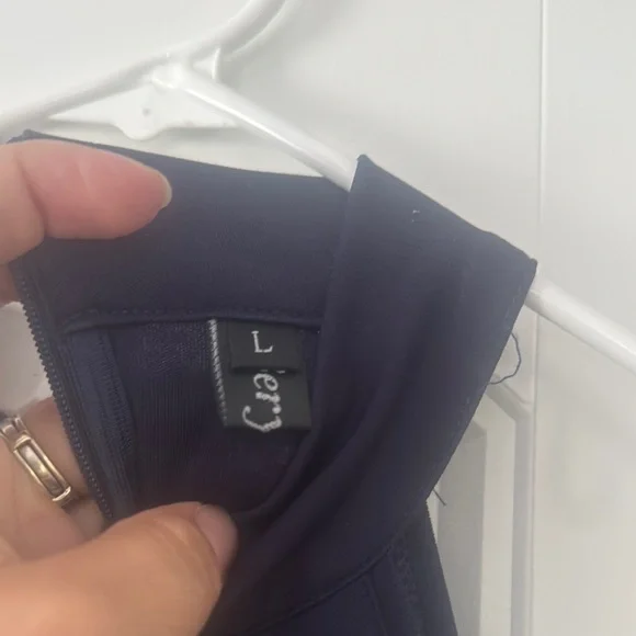 Elegant Navy Blue halter fitting Evening Gown - Picture 2 of 5